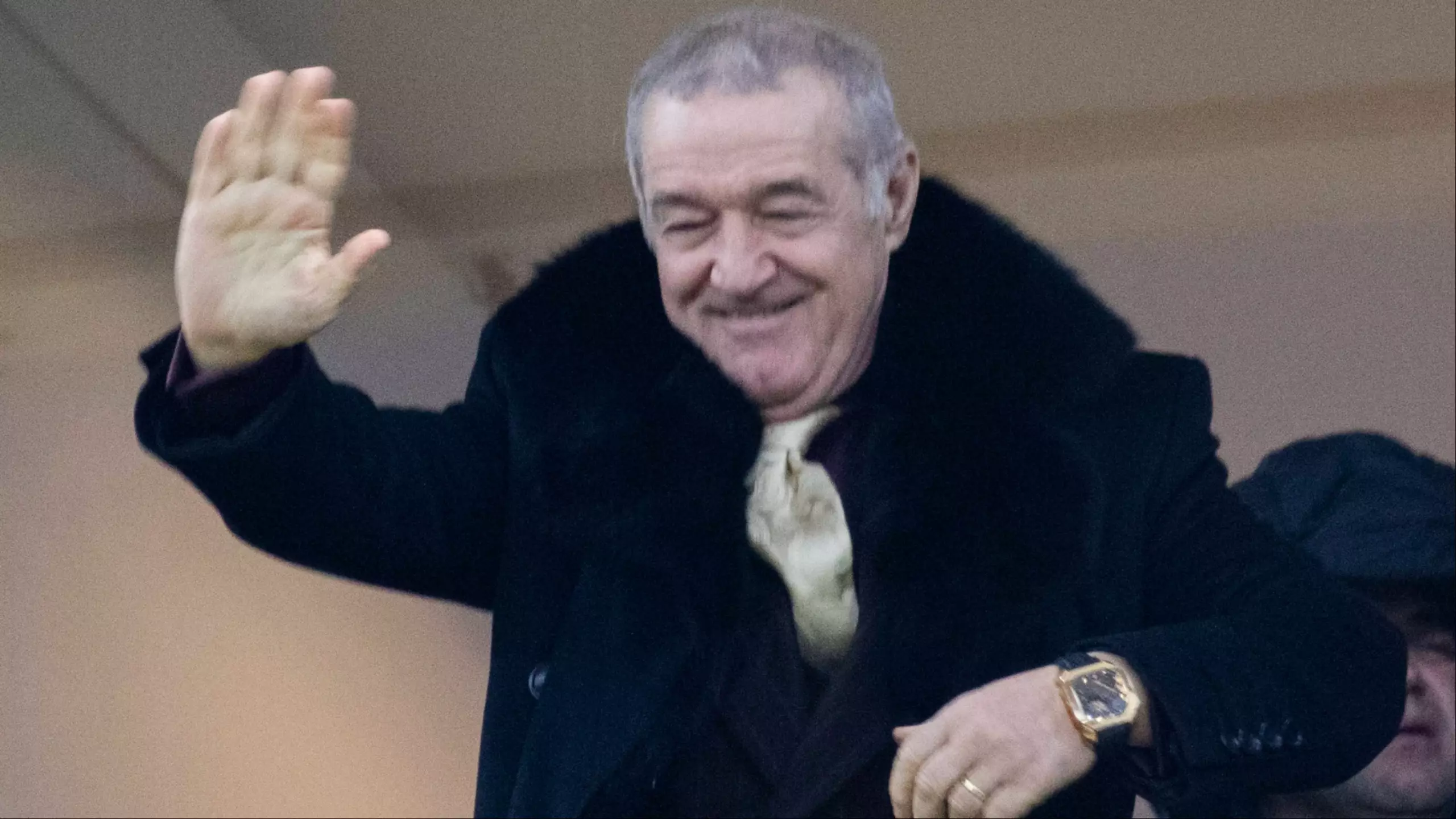 Au rămas mască după ce au auzit salariul oferit de Gigi Becali: "O sumă de neimaginat"